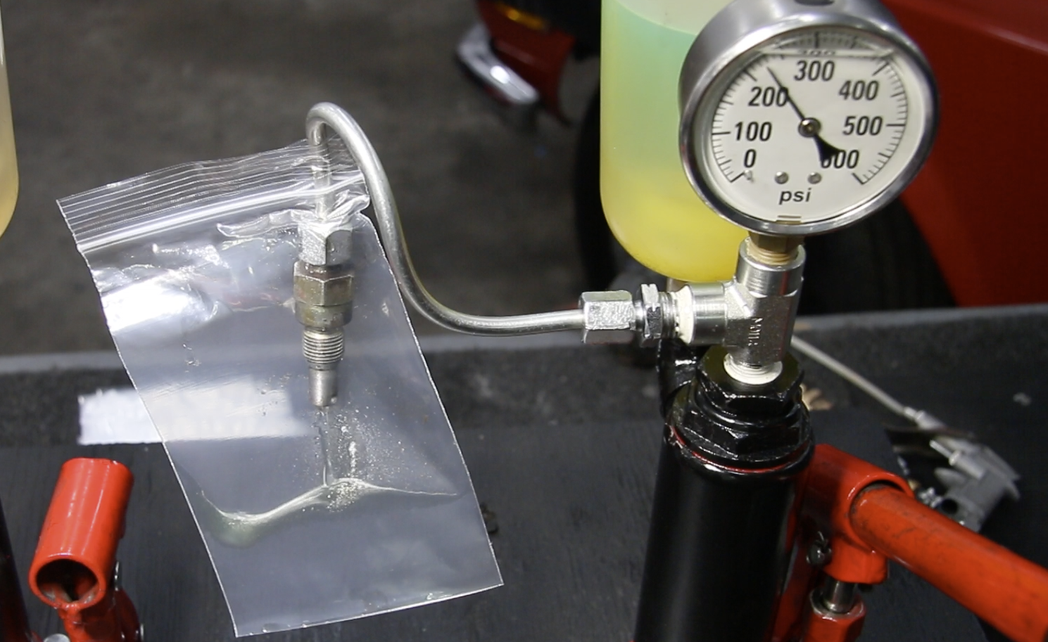 Fuel injector cleaner for mercedes benz